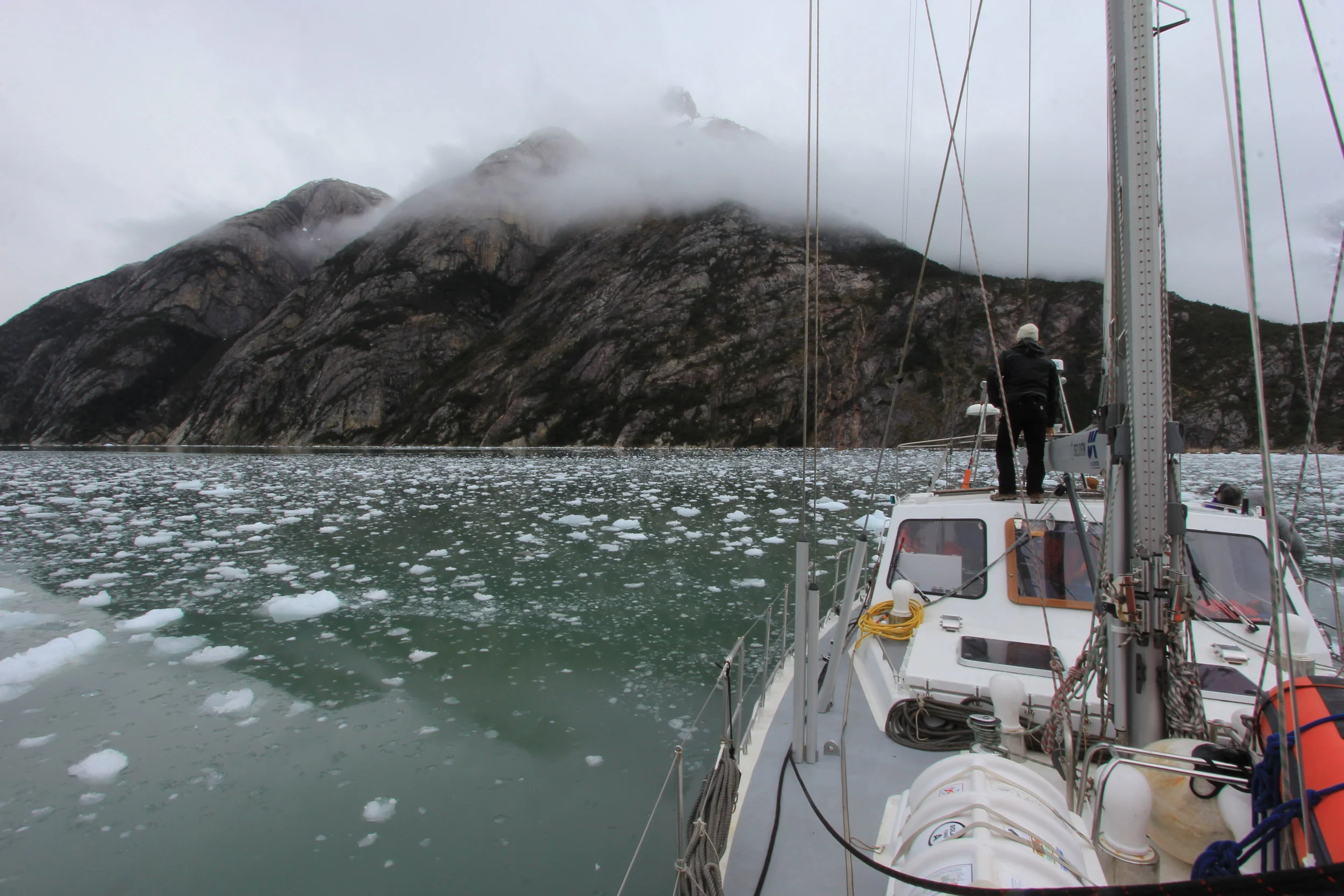 Chile Patagonia - Tierra del Fuego Darwin Range
